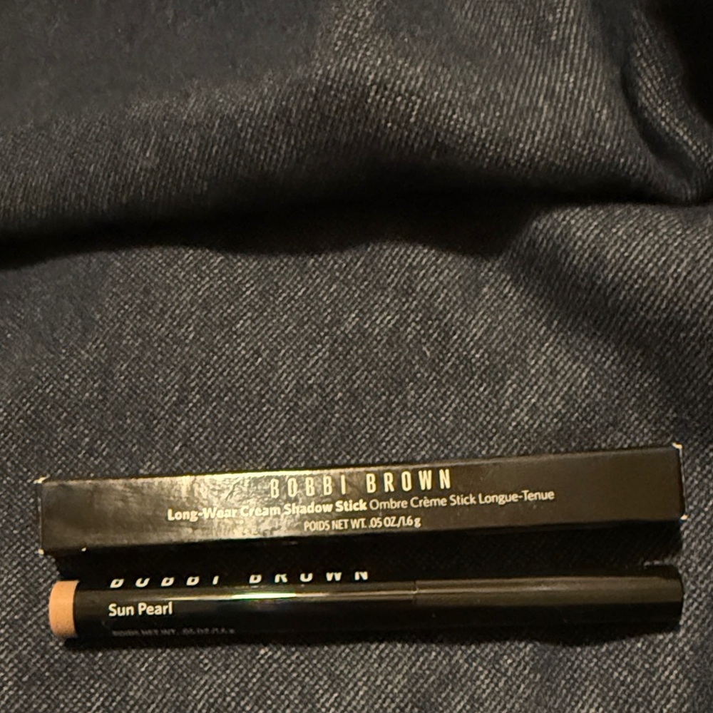 Bobbi Brown Cream Shadow Stick in Sun Pearl